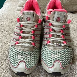 Nike Shox
